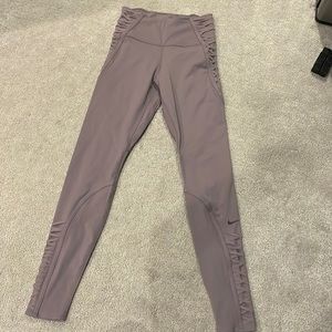 Nike leggings
